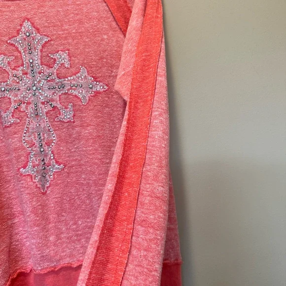 Miss Me Size Small Women’s crew neck sweatshirt - Picture 5 of 5